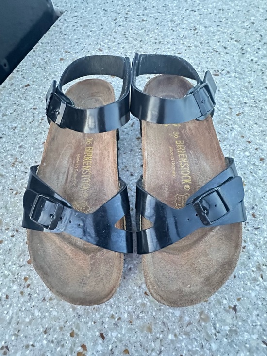 Birkenstock Shoes - Birkenstock Rio sandals size US 5.5